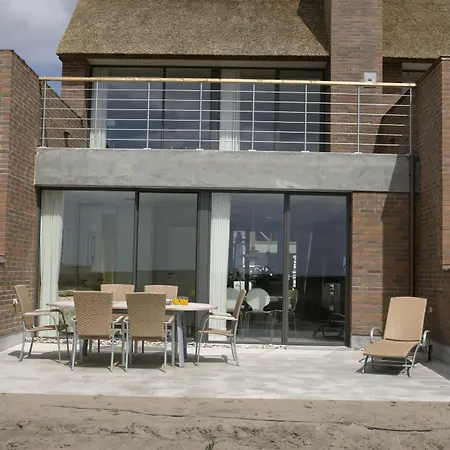 Enjoy Romo Feriested 4*