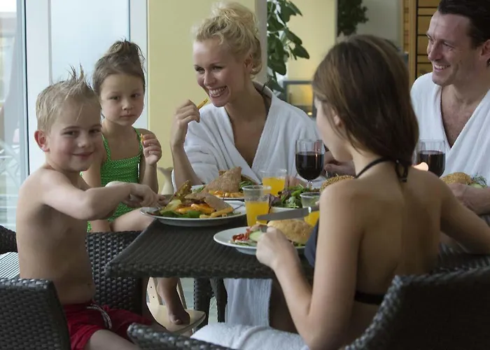 勒姆快乐度假酒店 4* Rømø Kirkeby