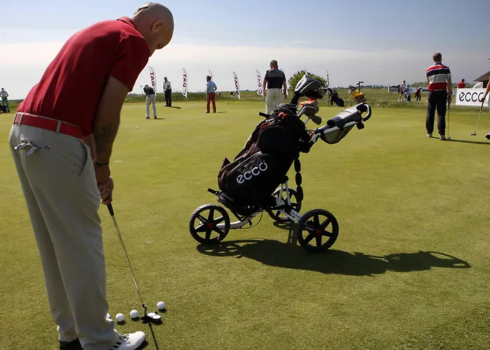 勒姆快乐度假酒店 度假村 4*